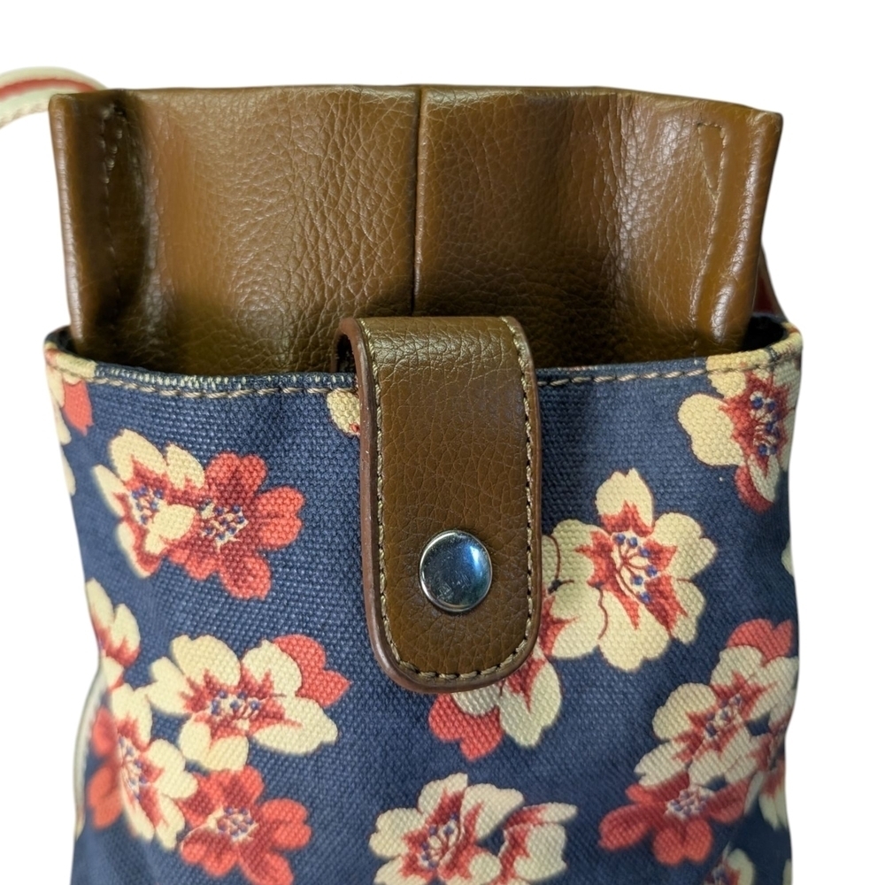 Tommy Hilfiger Floral Canvas Purse Navy Blue Red White Stripes Pockets 90s Vibes - Picture 6 of 13